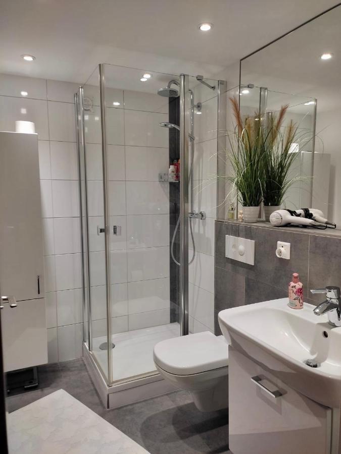 Appartamento Habitat Himmelgeist Düsseldorf Esterno foto